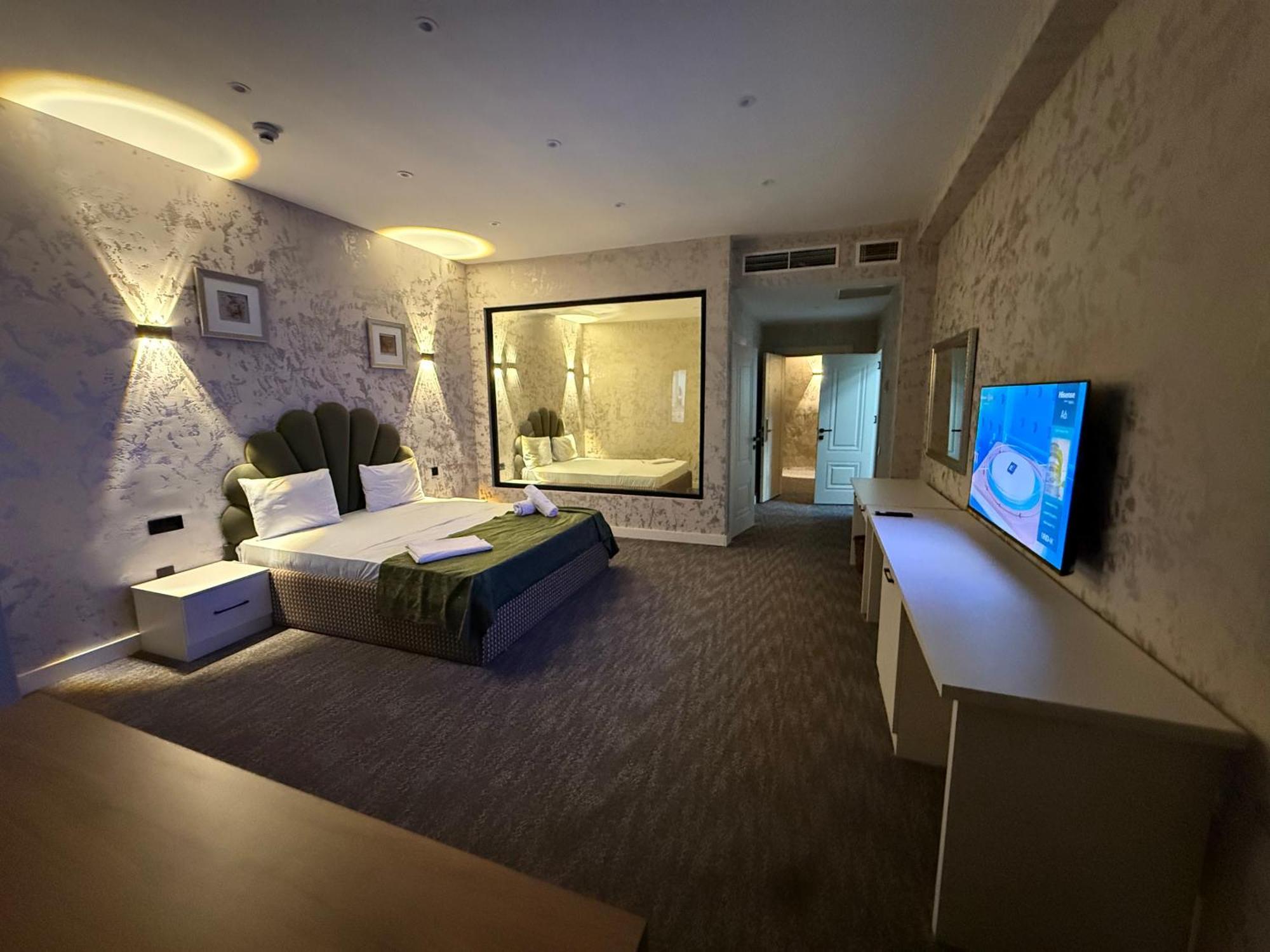 Otel Black Mont