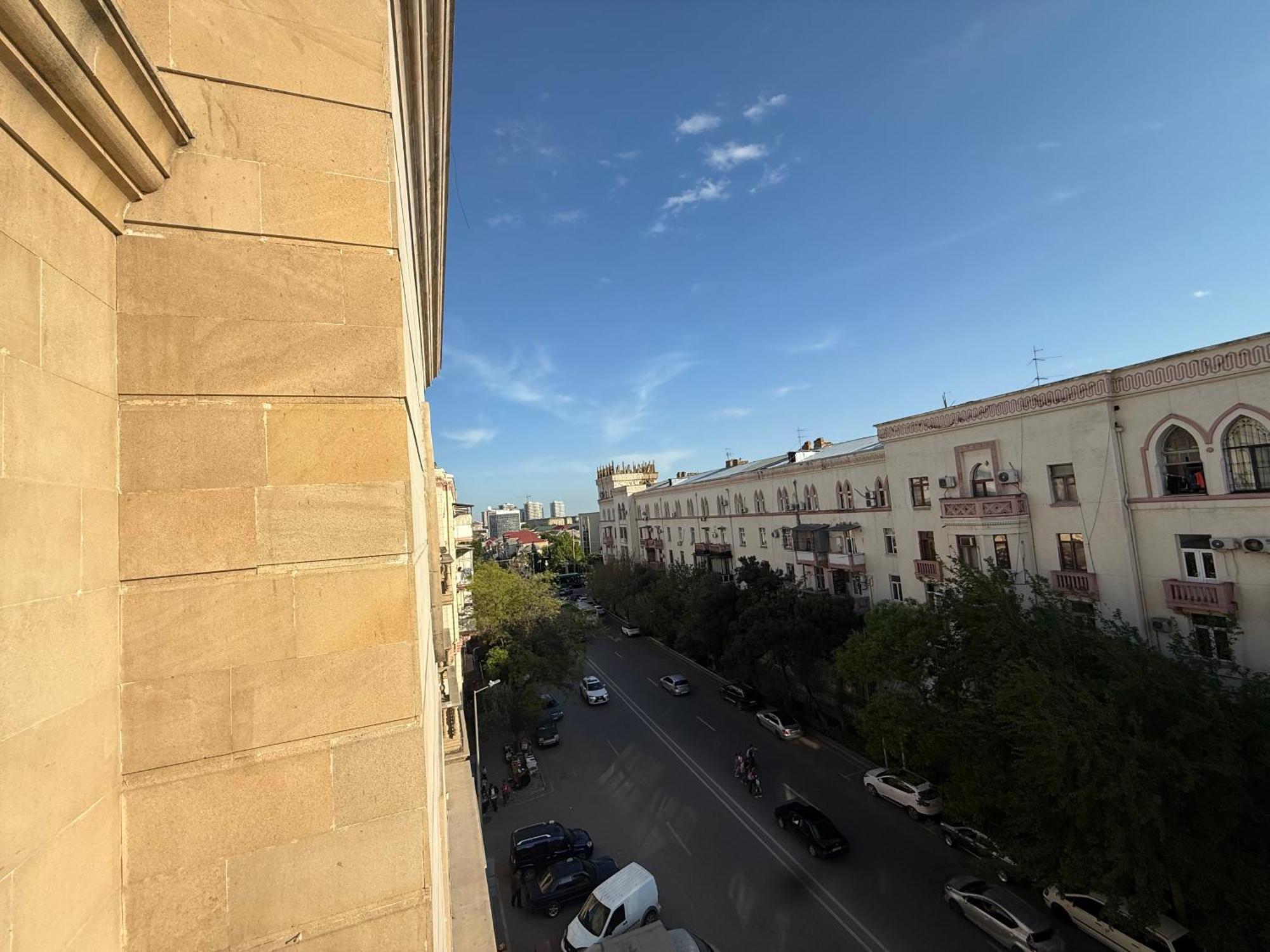 Otel Black Mont 4*